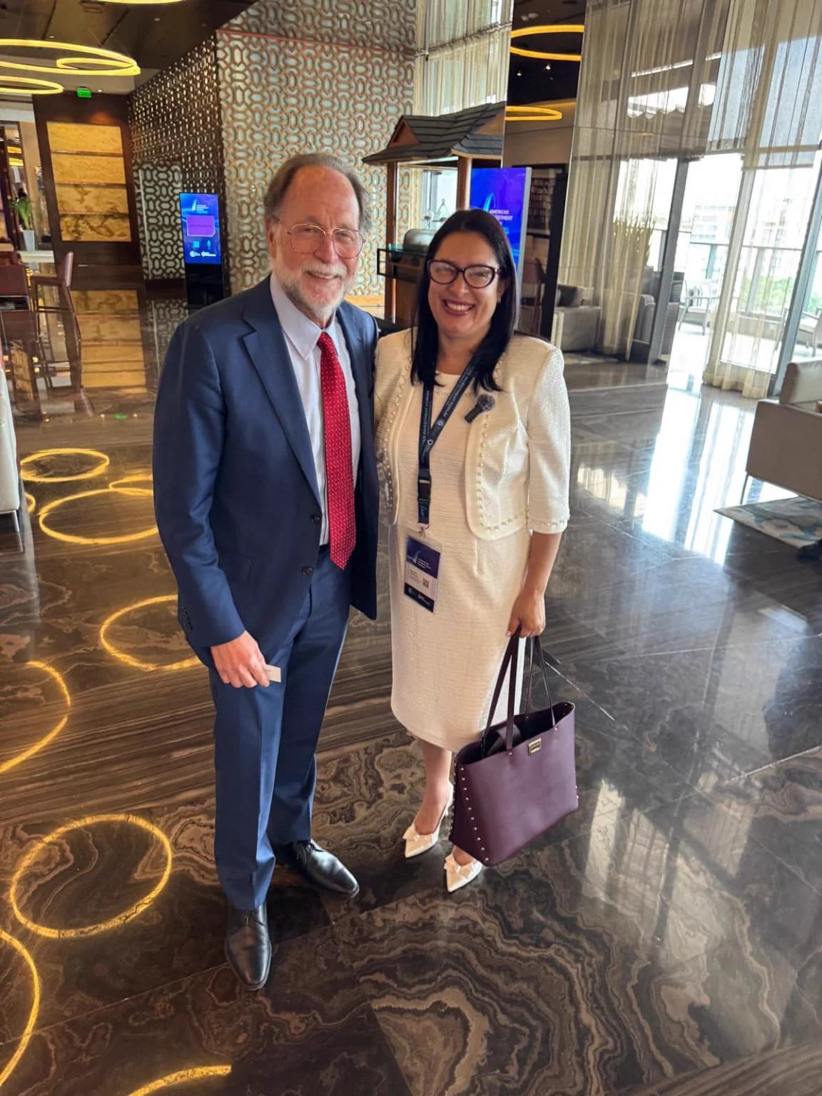Beatriz Castillo with Professor Ricardo Hausmann at the Americas Investment Forum 2026