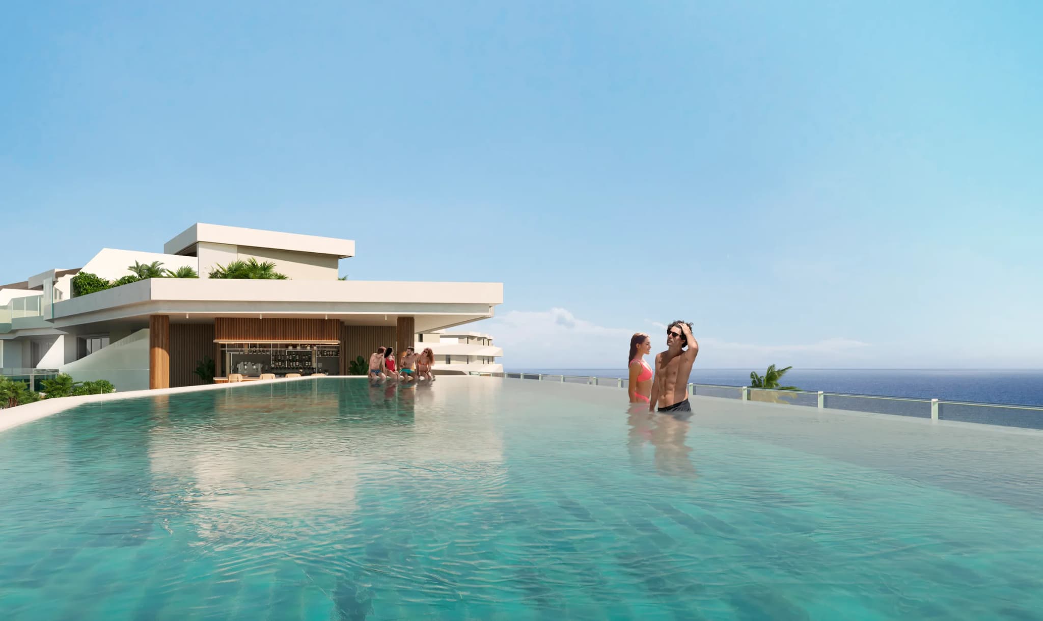 Piscina infinita del rooftop frente al mar